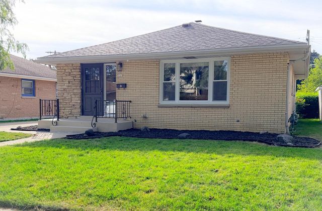 3205 S 70th STREET, Milwaukee, WI 53219