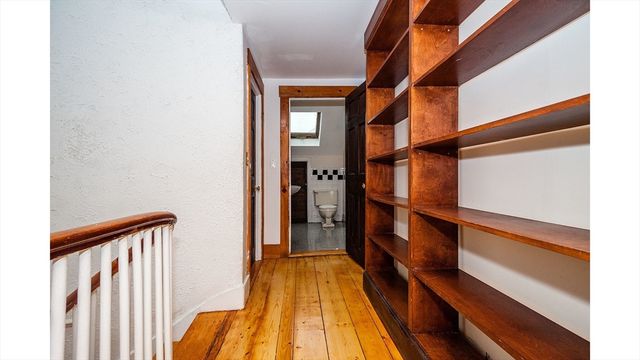 31 Myrtle Street 4, Boston, MA 02114