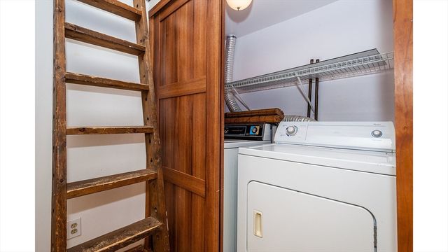 31 Myrtle Street 4, Boston, MA 02114