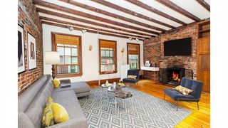 31 Myrtle Street 4, Boston, MA 02114