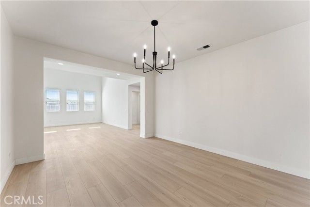 16395 Ridge Field, Riverside, CA 92503