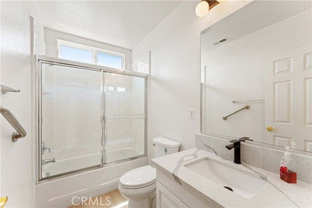 16395 Ridge Field, Riverside, CA 92503