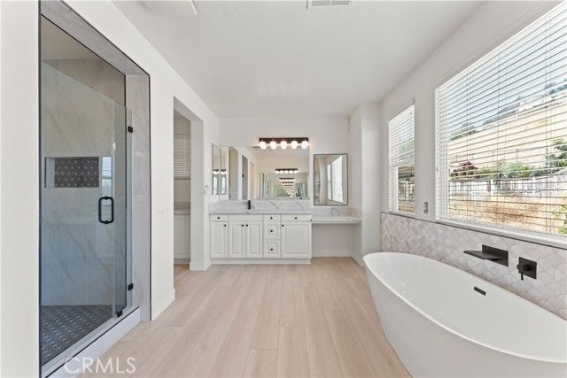 16395 Ridge Field, Riverside, CA 92503