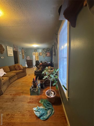 1422 Leith Street, Flint, MI 48506