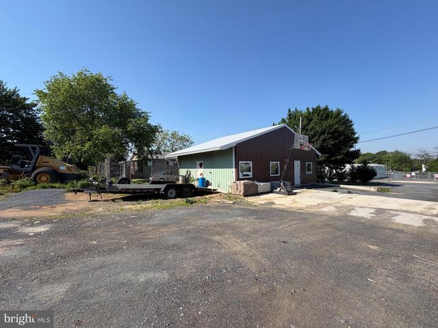 411 BELT LINE AVE, Reading, PA 19605