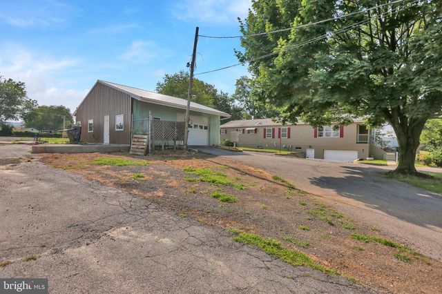411 BELT LINE AVE, Reading, PA 19605