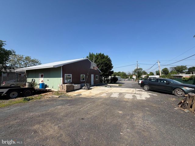 411 BELT LINE AVE, Reading, PA 19605