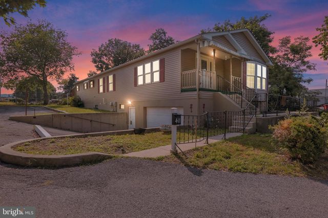 411 BELT LINE AVE, Reading, PA 19605
