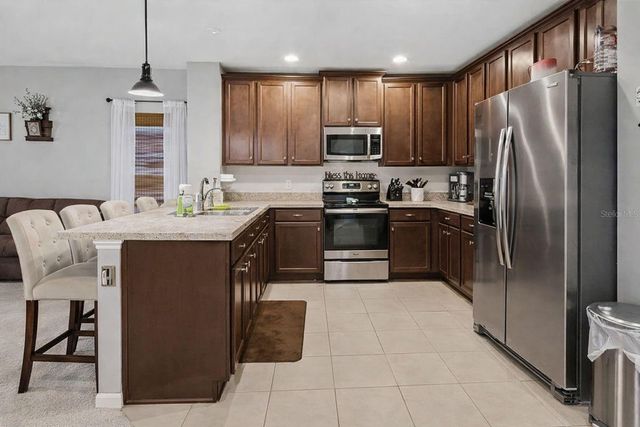 9760 KINMORE DRIVE, Groveland, FL 34736