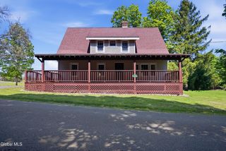4 Tyler Way, Sand Lake, NY 12196