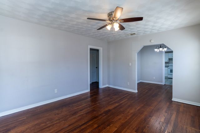 2312 Jordan Street, Dallas, TX 75215