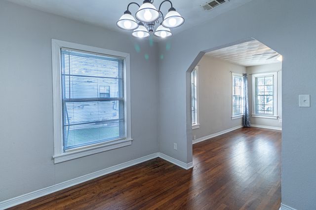 2312 Jordan Street, Dallas, TX 75215