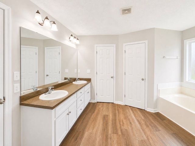 132 Lee Road 2126, Salem, AL 36874