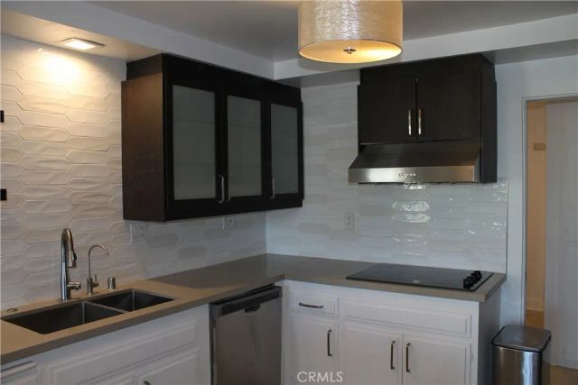 32679 Seagate 201, Rancho Palos Verdes, CA 90275