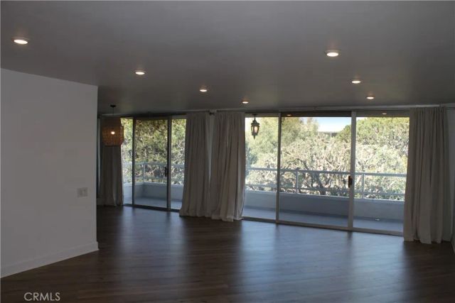 32679 Seagate 201, Rancho Palos Verdes, CA 90275
