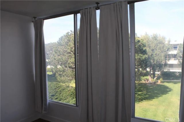 32679 Seagate 201, Rancho Palos Verdes, CA 90275
