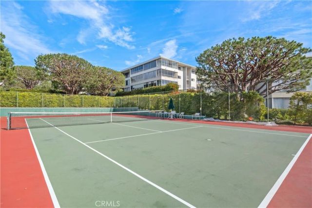 32679 Seagate 201, Rancho Palos Verdes, CA 90275