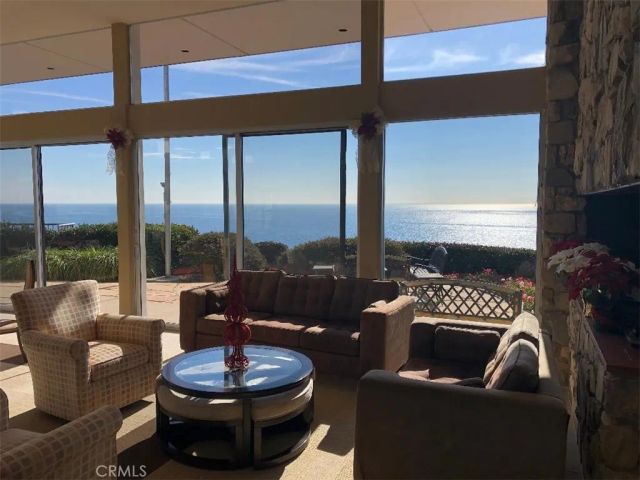 32679 Seagate 201, Rancho Palos Verdes, CA 90275