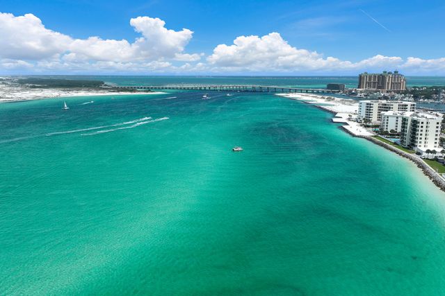 480 Gulf Shore Drive, UNIT 211, Destin, FL 32541