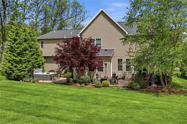 6779 Colyer Crossing, Victor, NY 14564