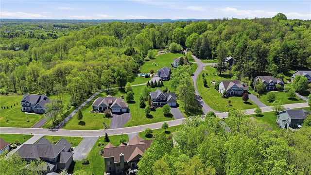 6779 Colyer Crossing, Victor, NY 14564