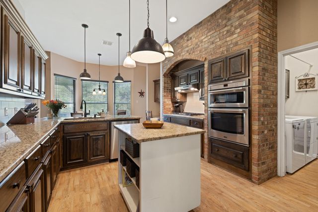 7303 Bluntleaf CV, Austin, TX 78750