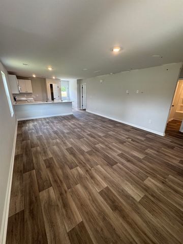 149 Birchwood Dr., Longs, SC 29568