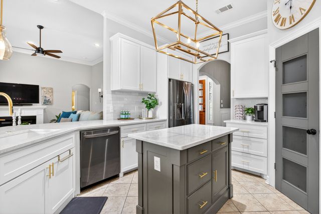 128 Canyon Ridge Trail, Aledo, TX 76008
