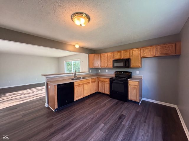 233 White Lick Drive, Indianapolis, IN 46227