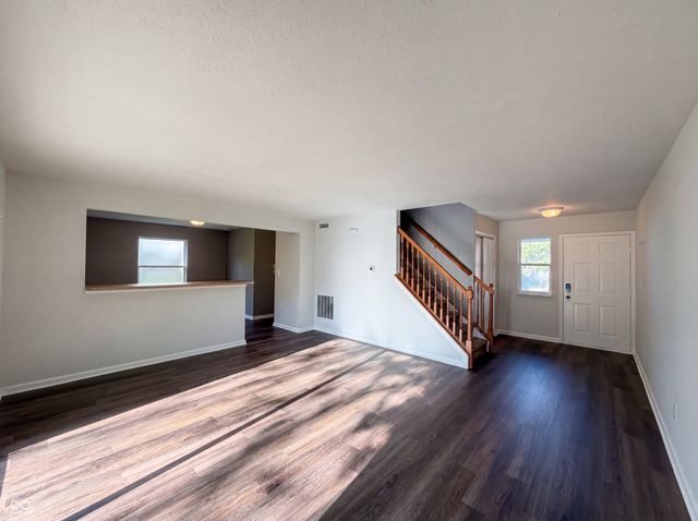 233 White Lick Drive, Indianapolis, IN 46227