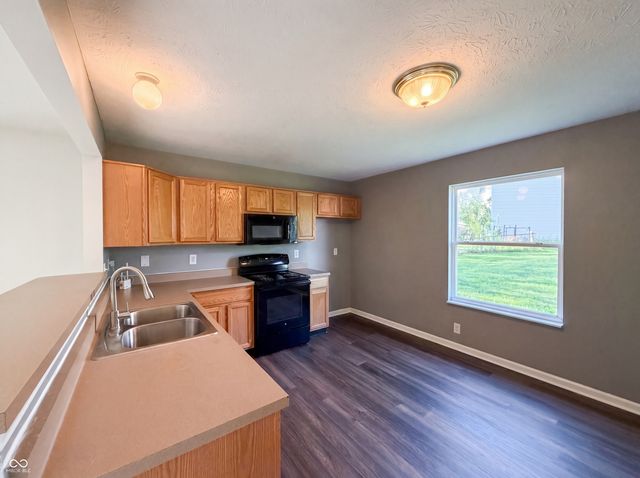 233 White Lick Drive, Indianapolis, IN 46227