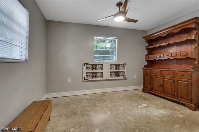 6101 Lancewood WAY, Naples, FL 34116