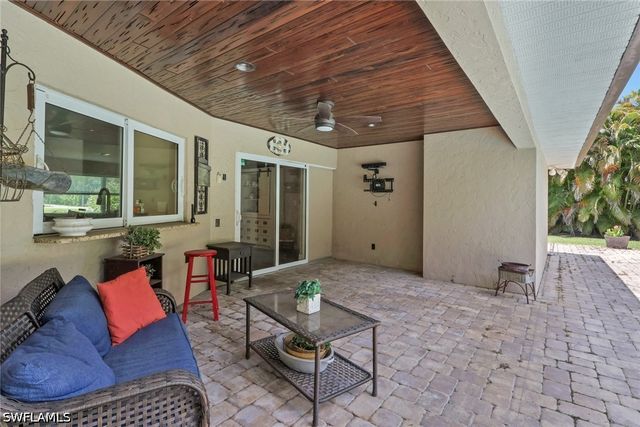 6101 Lancewood WAY, Naples, FL 34116