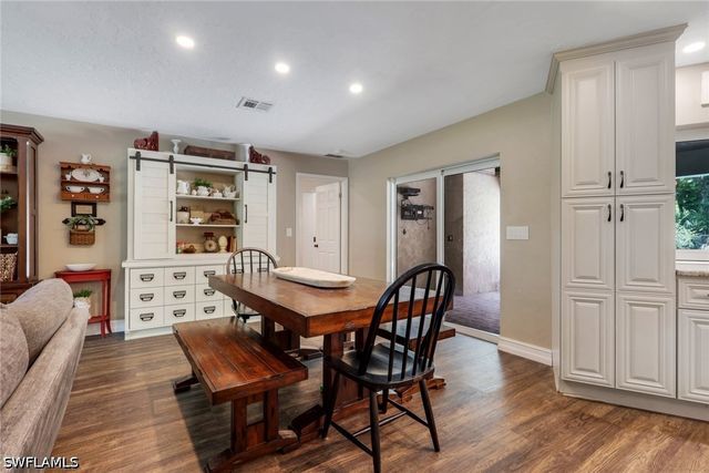 6101 Lancewood WAY, Naples, FL 34116