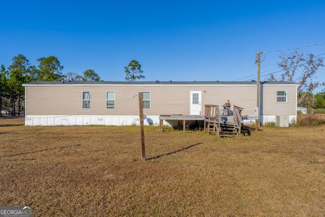 877 Leland Smith Road, Homerville, GA 31634