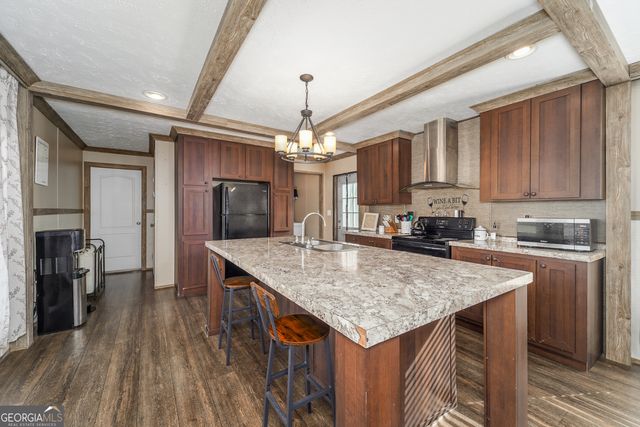 877 Leland Smith Road, Homerville, GA 31634