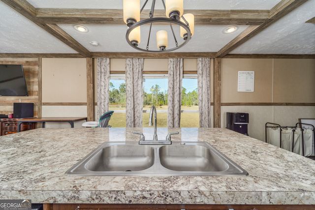 877 Leland Smith Road, Homerville, GA 31634