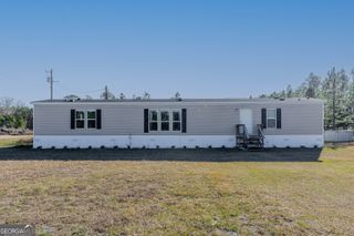877 Leland Smith Road, Homerville, GA 31634