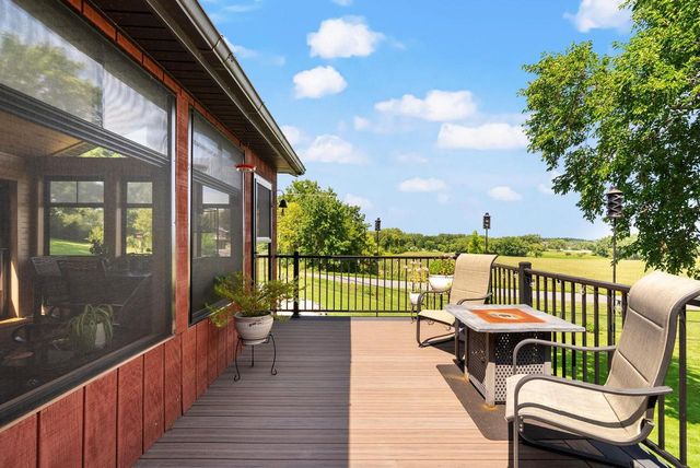 1828 Lake View Terrace, Stoughton, WI 53589