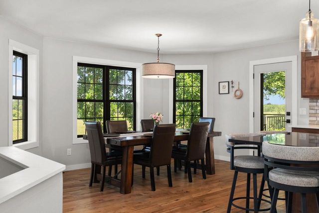 1828 Lake View Terrace, Stoughton, WI 53589