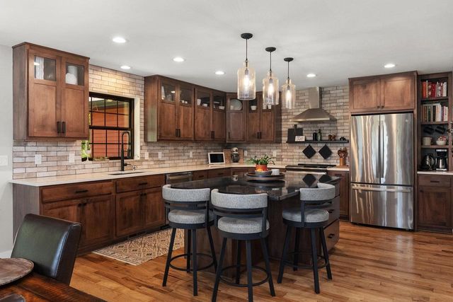 1828 Lake View Terrace, Stoughton, WI 53589