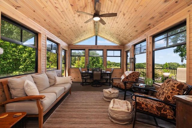 1828 Lake View Terrace, Stoughton, WI 53589