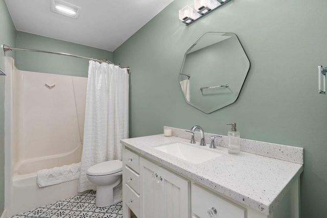 1828 Lake View Terrace, Stoughton, WI 53589