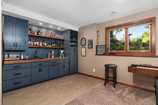 1828 Lake View Terrace, Stoughton, WI 53589
