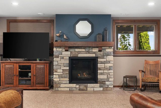 1828 Lake View Terrace, Stoughton, WI 53589