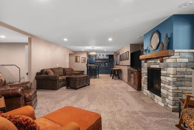 1828 Lake View Terrace, Stoughton, WI 53589