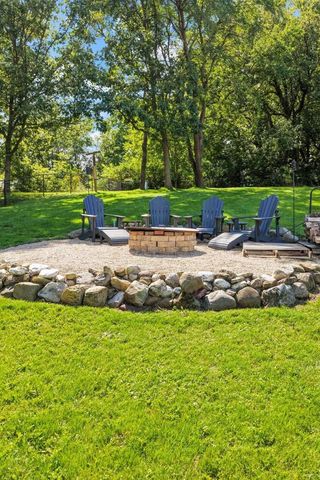 1828 Lake View Terrace, Stoughton, WI 53589