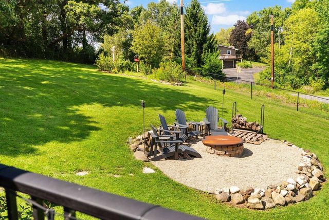 1828 Lake View Terrace, Stoughton, WI 53589
