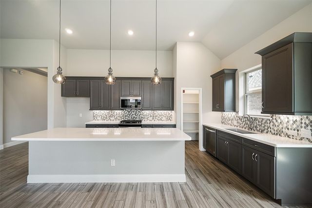 19323 Wild Sabino Way, Tomball, TX 77377