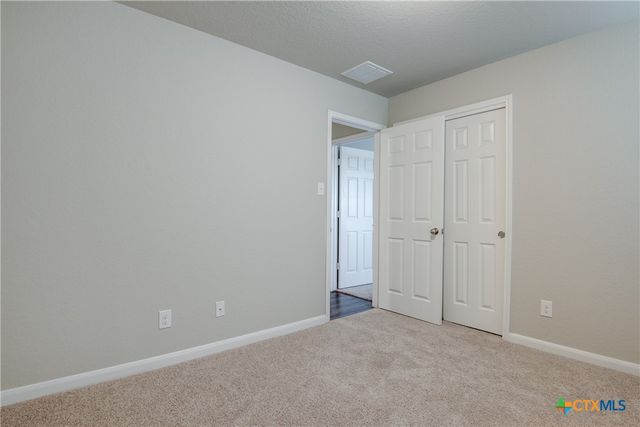 1041 Lauren Street, New Braunfels, TX 78130